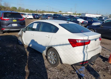 2015 Kia Rio Lx z USA, uszkodzony, nr VIN KNADM4A32F6511167